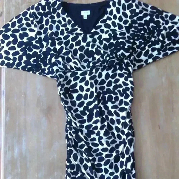 Cache Black & White Fitted Runched Dress NWOT - Picture 5 of 5